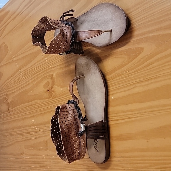 New Free People Boho Leather Fringe Sandals, 10 - Picture 4 of 11
